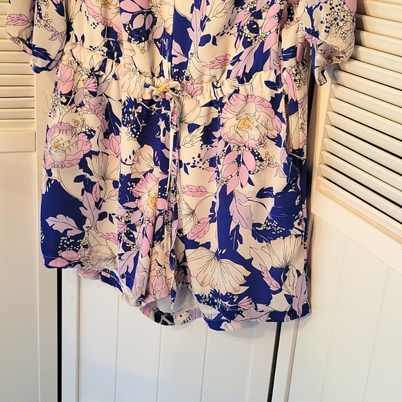 CAROLINA BELL FLORAL LONG SLEEVE SZ10 ROMPERS SHORTS SZ10 - Picture 3 of 10